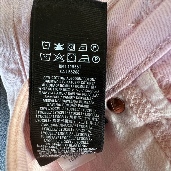 7 For All Mankind Women's Light Pink Mid Rise Distressed Jean Shorts Size 23 - Picture 9 of 12